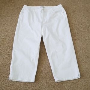 Womans Plus size Talbots white capri pants
